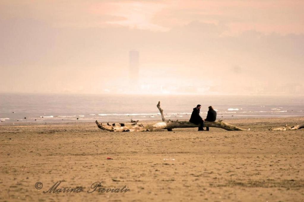 Hotel Zani تّشيرفييا المظهر الخارجي الصورة