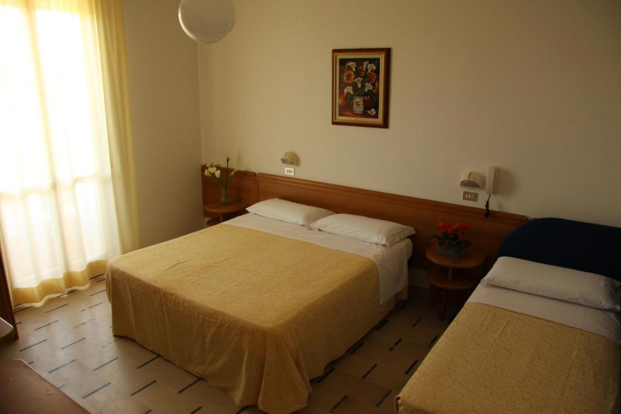 Hotel Zani تّشيرفييا المظهر الخارجي الصورة