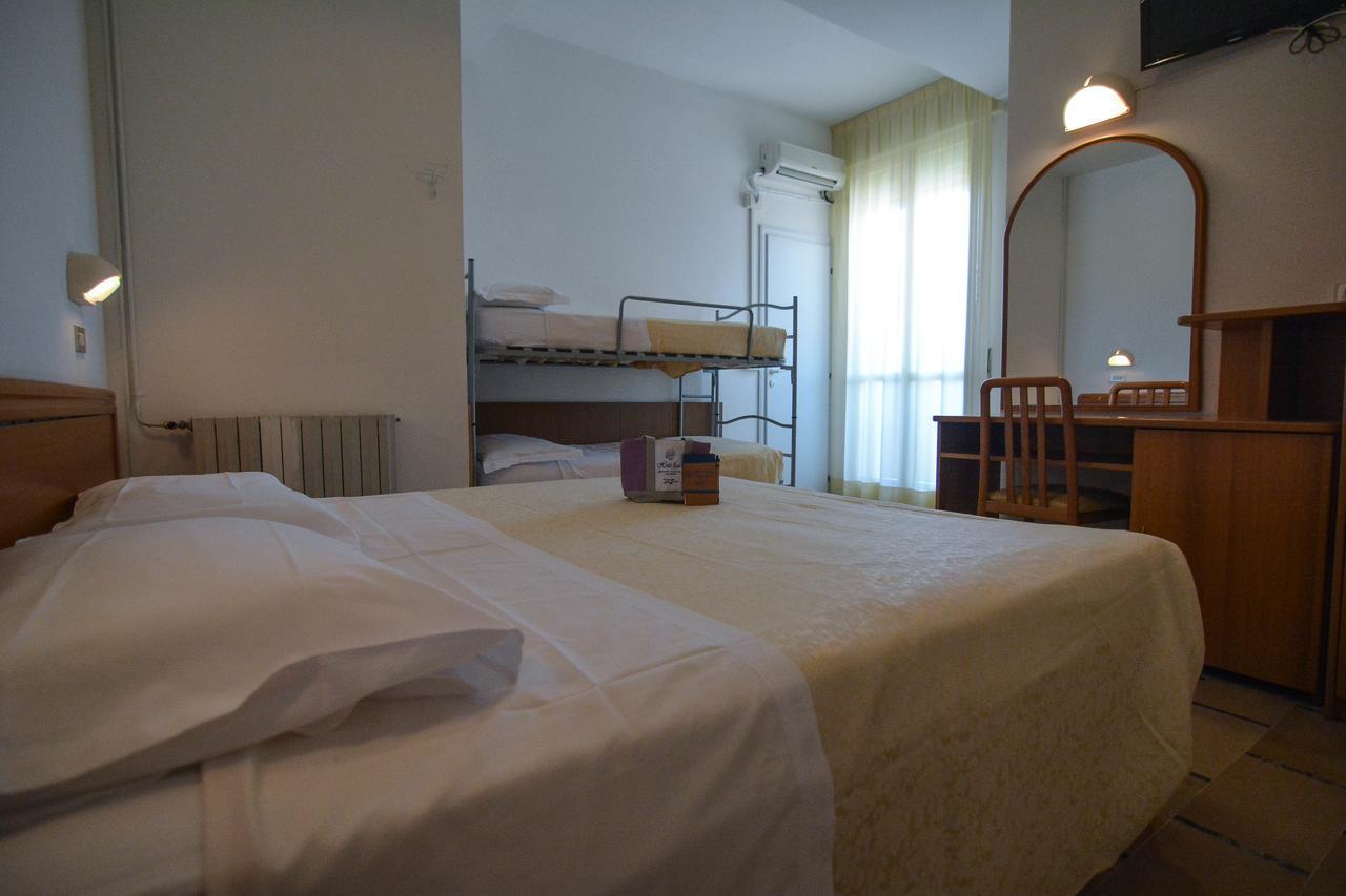 Hotel Zani تّشيرفييا المظهر الخارجي الصورة